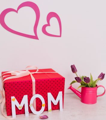 healthy gifts for new moms Gifts for New Moms & Moms-to-Be